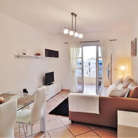 Apartamento Lovely El Duque *