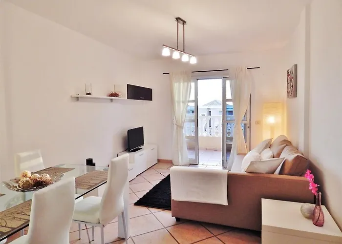 Apartment Lovely El Duque *