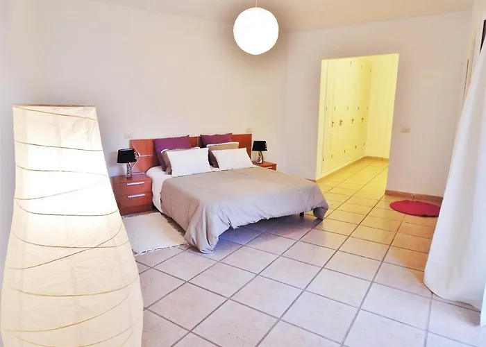 Lovely El Duque Apartment *